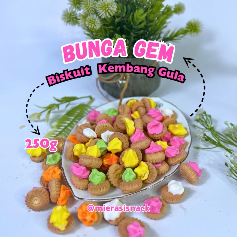 

Biskuit Kiloan Bunga Gem Rose 250gram | Jajanan Jadul | Makanan Ringan Kiloan Murah