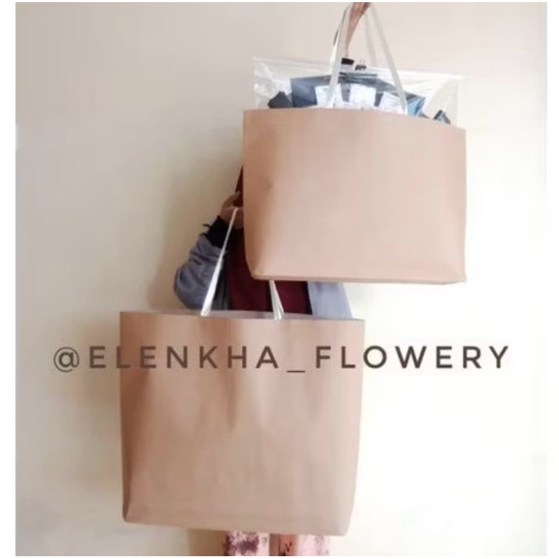 

Paperbag (60x40x9cm) Buket Ala Elenkha (disarankan Kargo)