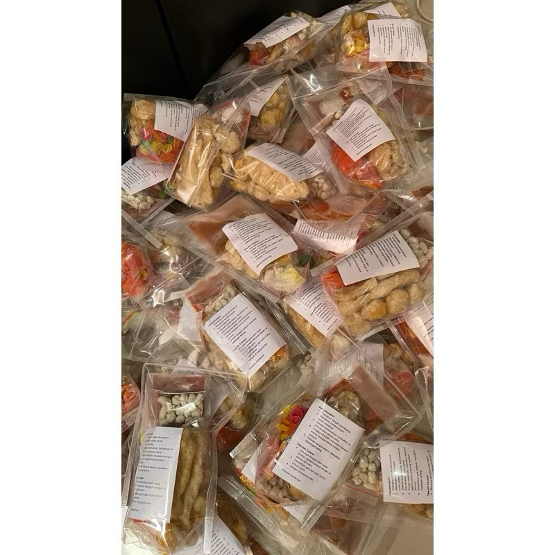 

seblak bumbu lekoh by tisara