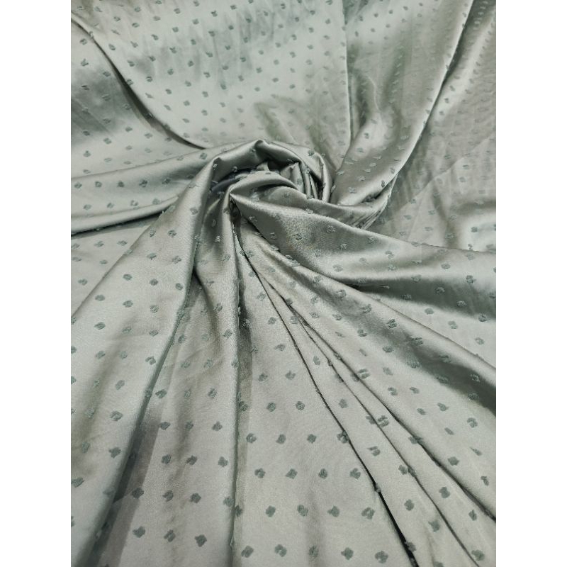 kain armani silk uragiri // kain armani fullkadot // bekal mukena // EXCLUSIVE kain armani silk