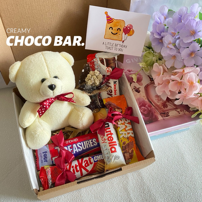 

Kado Ulang Tahun isi Boneka dan Cokelat | Hampers Cokelat | Giftbox Boneka dan Cokelat | Giftsets Boneka dan Cokelat | Kado Ulang Tahun | Kado Valentine