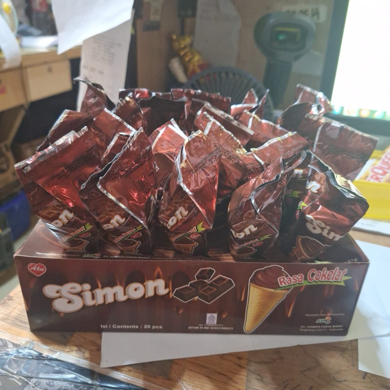 

SIMON wafer permen cokelat 7gr x 20pcs