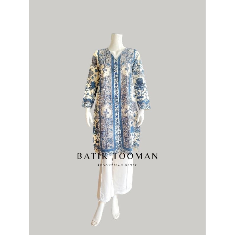 ASTRID BROKEN WHITE SOFT DENIM BLUE Atasan Tunik Batik Warna Biru Muda Pastel Putih