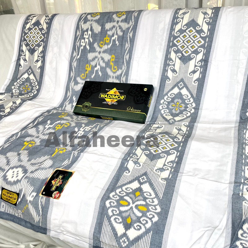 wadimor sarung tenun wadimor viscose putih lilin kembang | viscose antik sarung batik