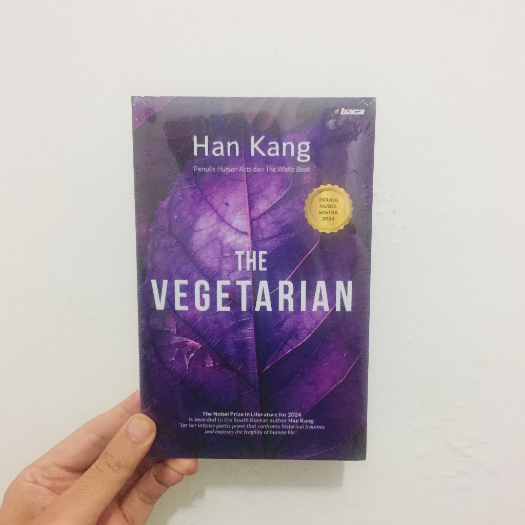 THE VEGETARIAN - Han Kang (Novel)