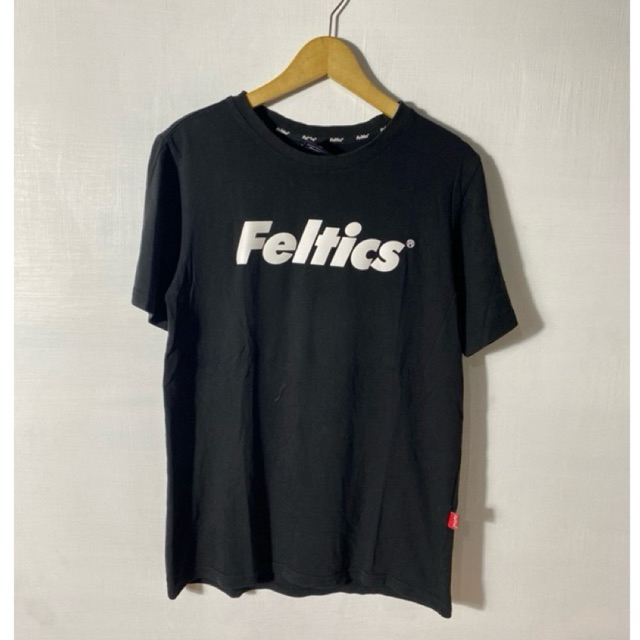 KAOS FELTICS HITAM SECOND