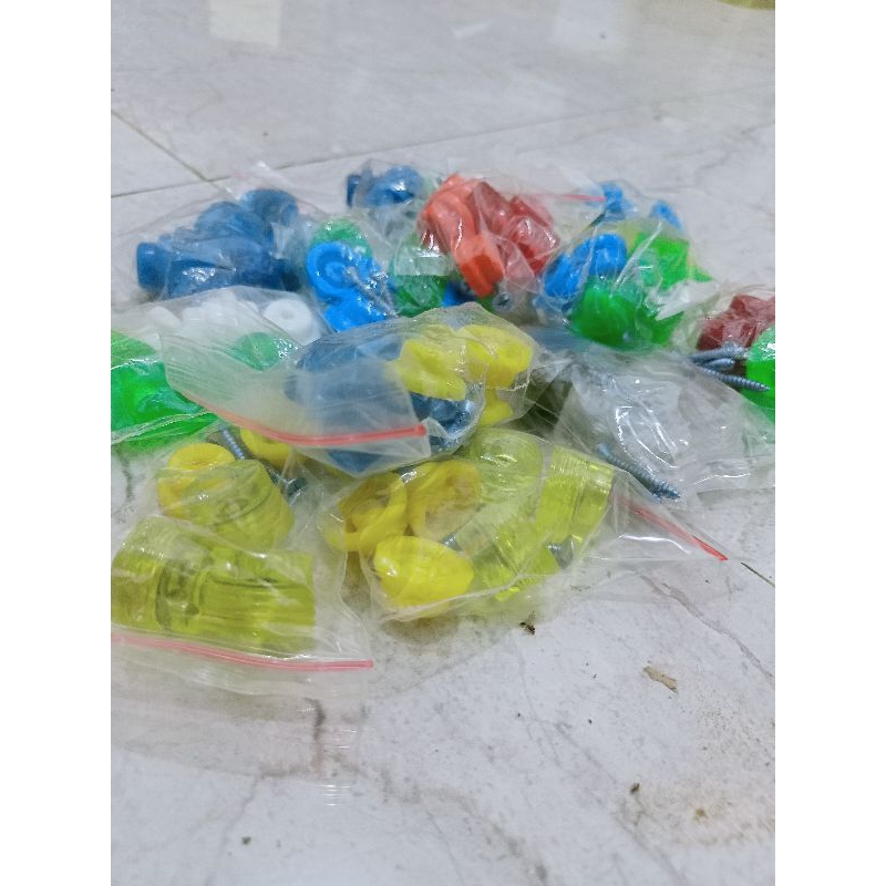 kaki karet isi 4 untuk sangkar murai/sangkar kotak