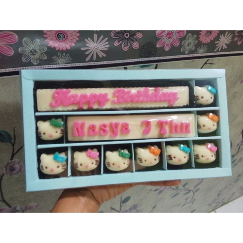 

coklat hadiah ulang tahun/coklat kado ulang tahun/kado valentine/kado graduation dll