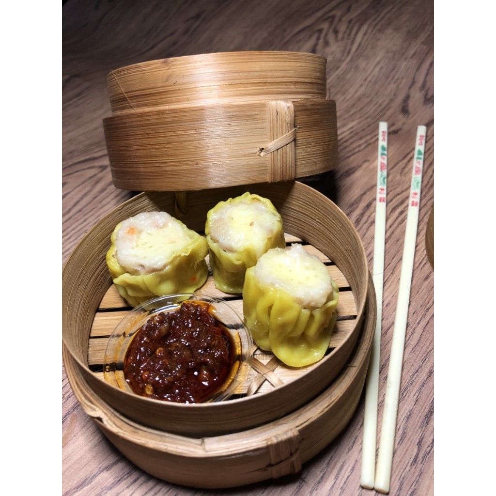 

Dim sum Siomay mozarella kulit kuning frozen isi 50 halal siomay mozarella