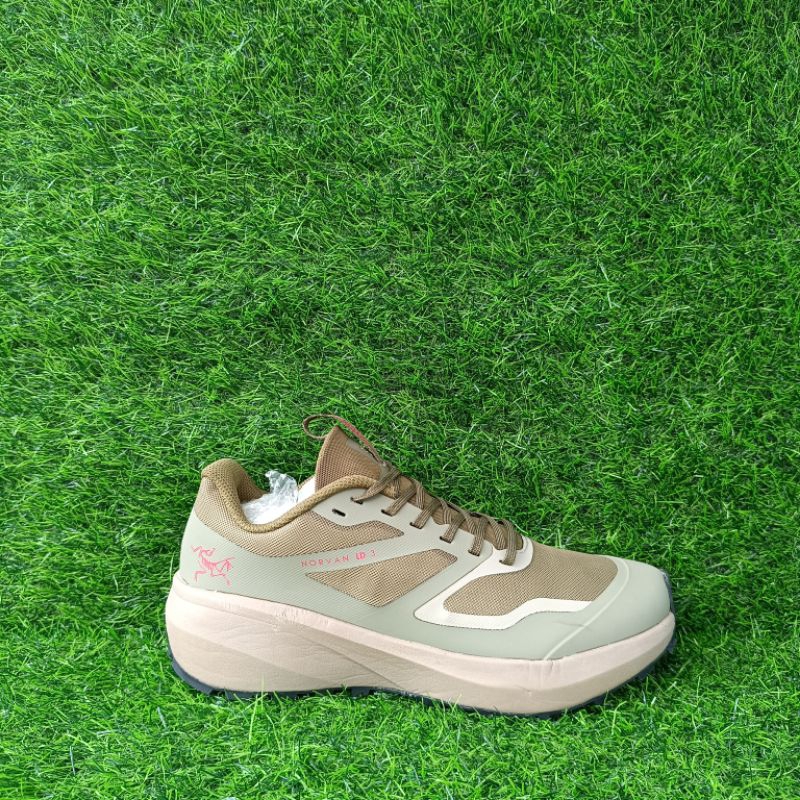 Sepatu Arcteryx Outdoor Trail Running Size 43 Fit 42,5