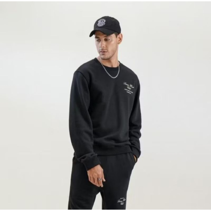 Sweater Celcius Hitam Leisure House Club Latin