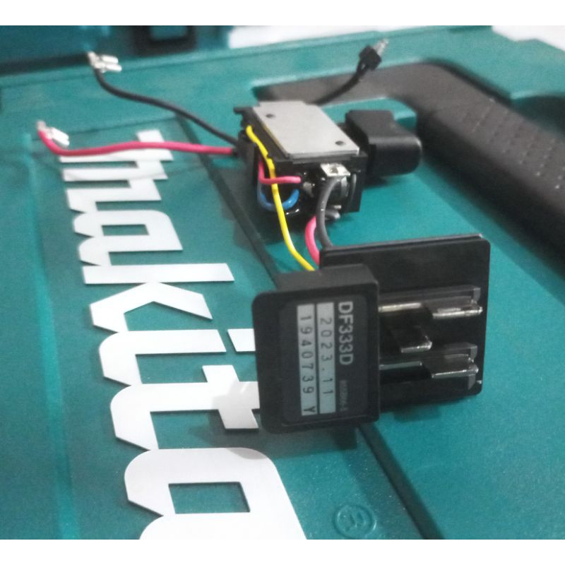 saklar makita trigger df333d on off makita df333 df333dwye td110 hp333 dwye modul asli original bor 