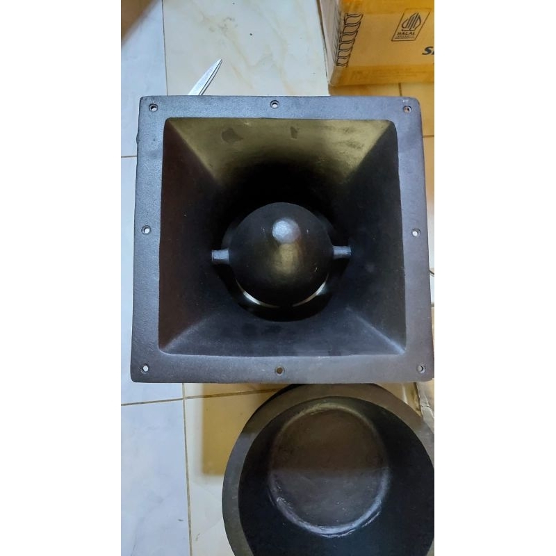 Horn Midle Complit UK.6,8,10,12 Inc ( sudah termasuk panci )