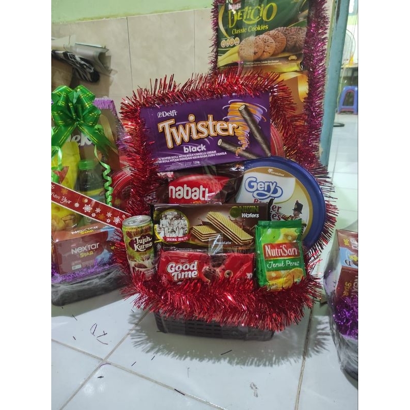 

Parsel Snack Lebaran Terbaru - Hampers Idul Fitri - Parcel Snack Lebaran