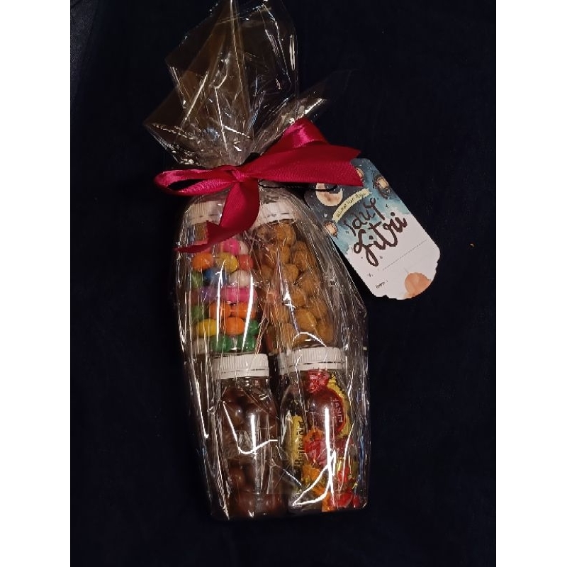 

HAMPERS COKLAT