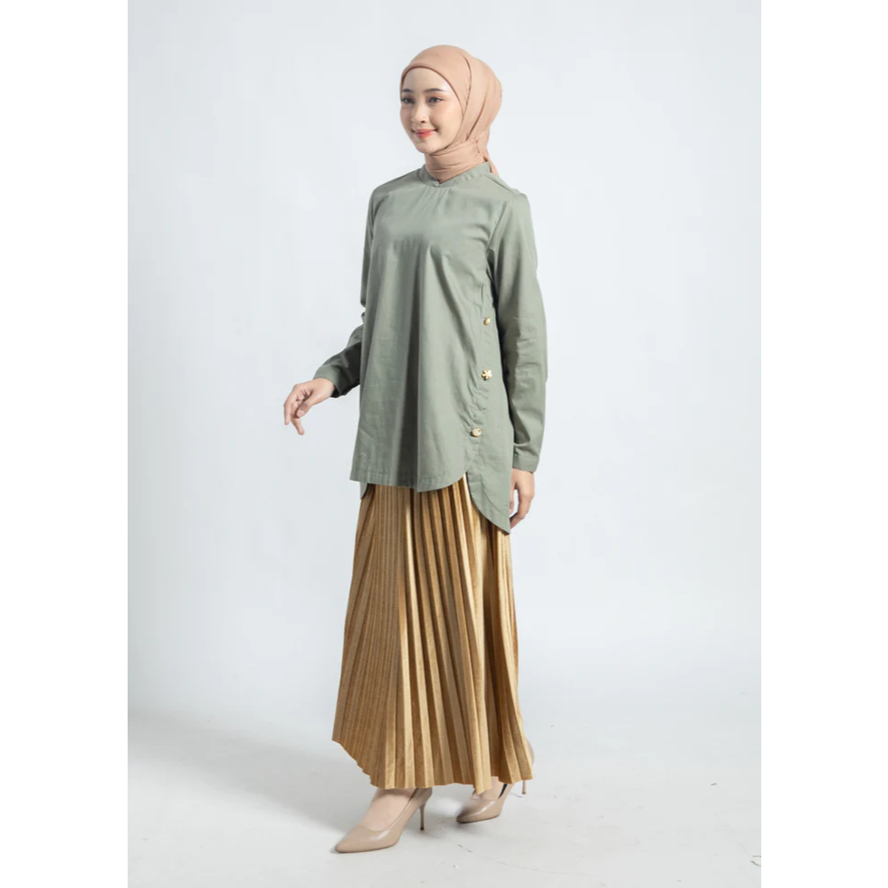 Elzatta - Tunik Kancing Sisi Sage | Blouse Katun | Tunik Katun | Tunik Blouse Elzatta | Blouse Adem 