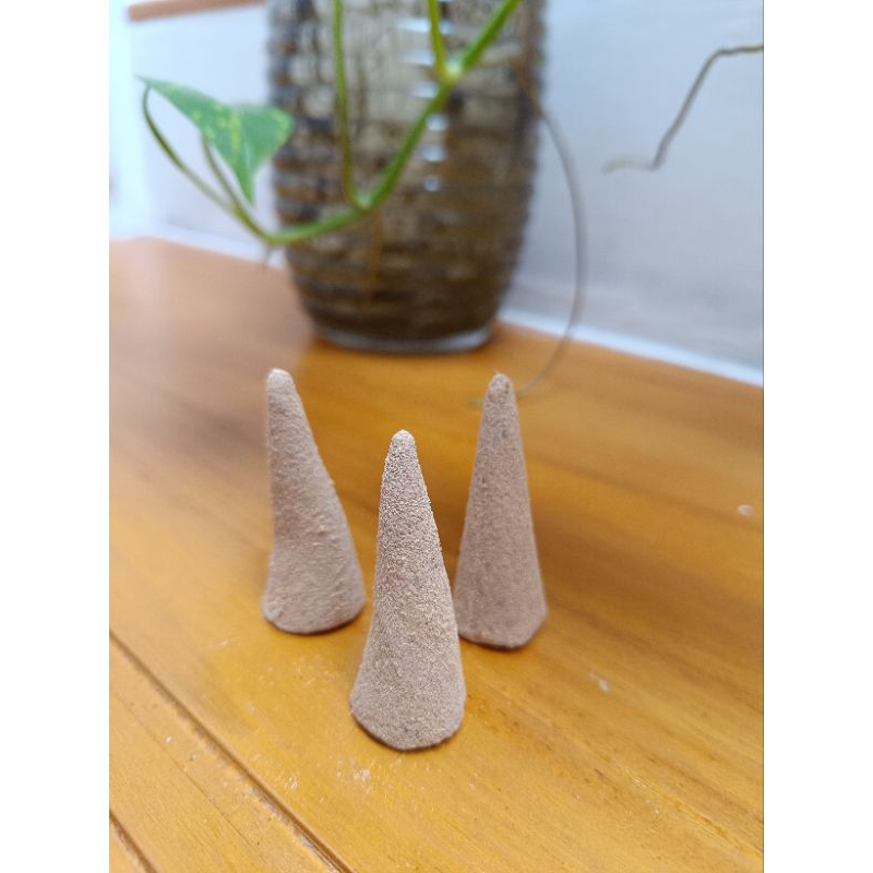 Dupa Aroma terapi bahan Kayu Cendana NTT murni