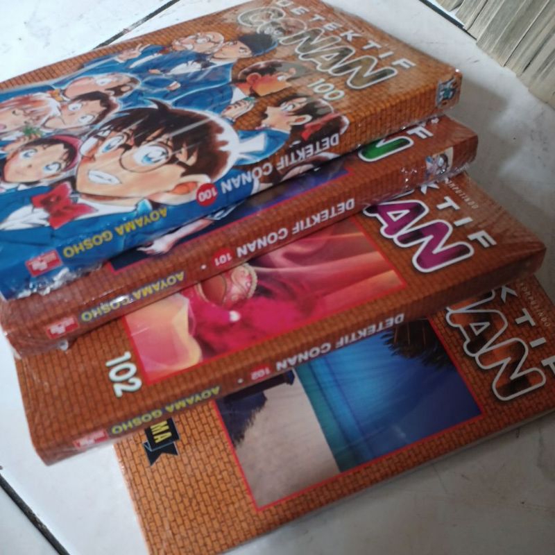 DETEKTIF CONAN KOMIK