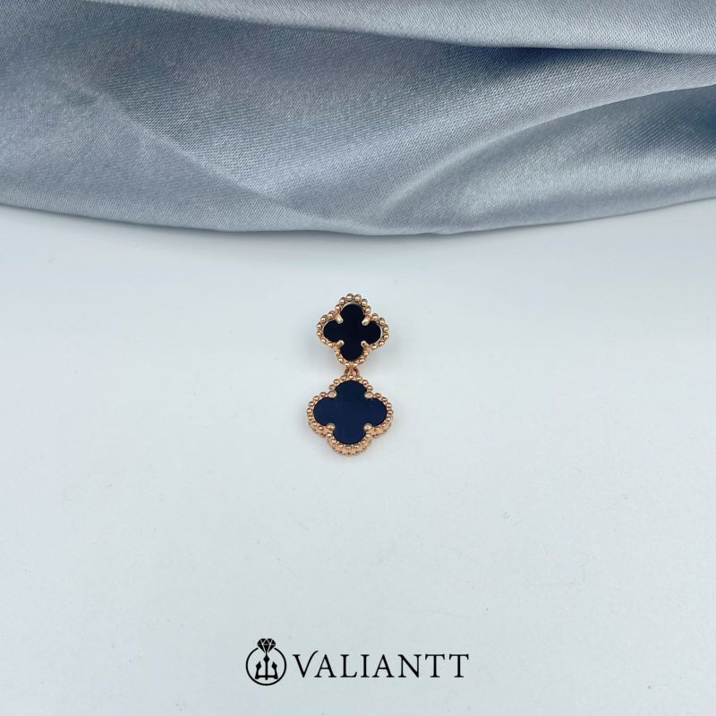 75% Rose Gold Swarovsky pendant 179