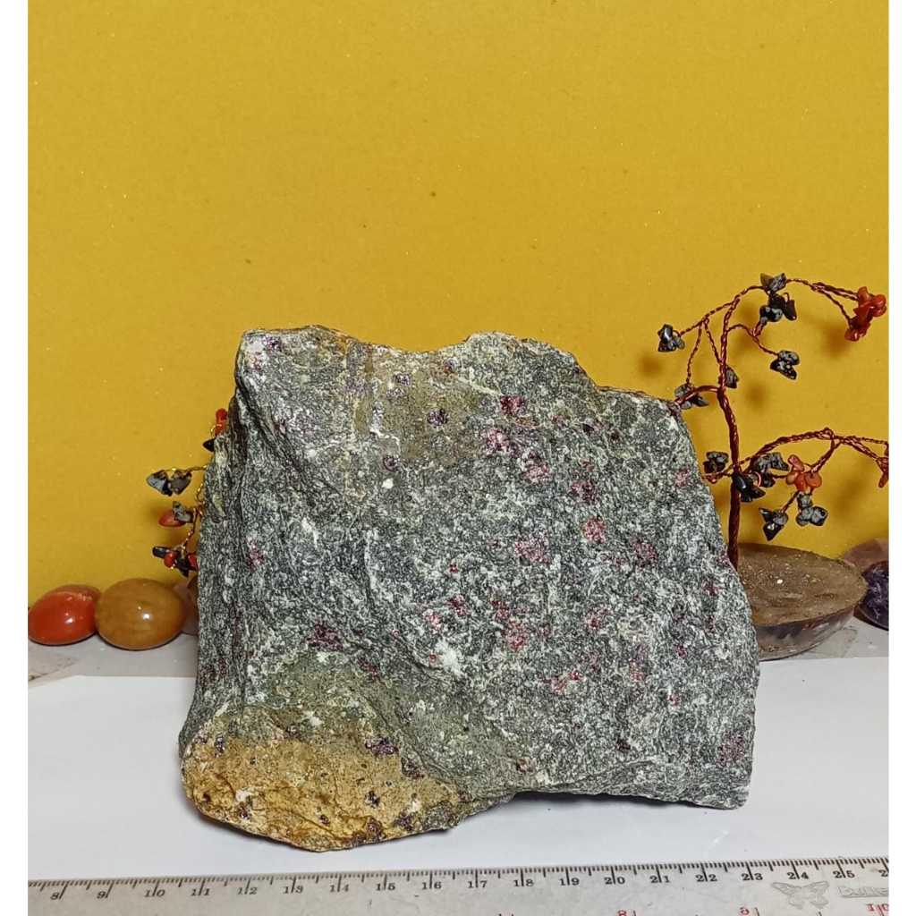 Batu Natural Garnet Rough / Raw Speciment (5)