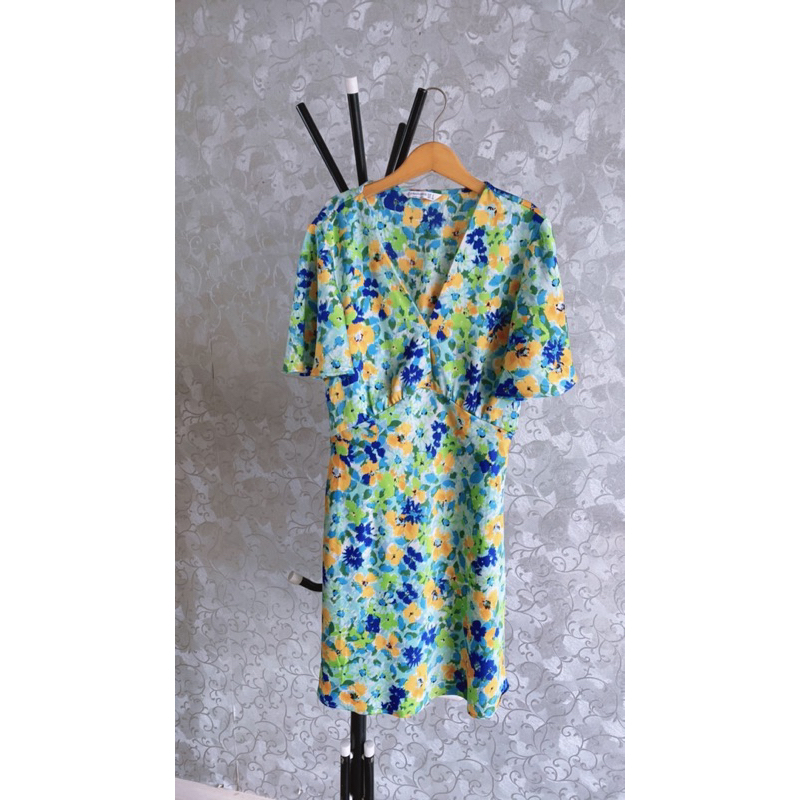 dress stradivarius preloved