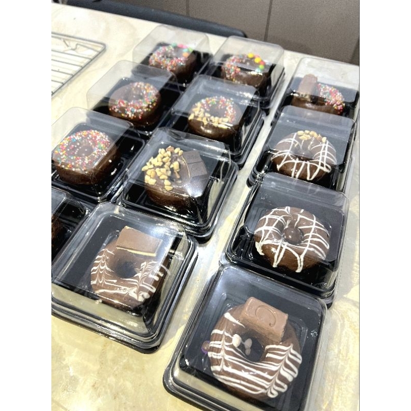 

BROWNIES DONAT MINI ENAK ISI 4 BOX