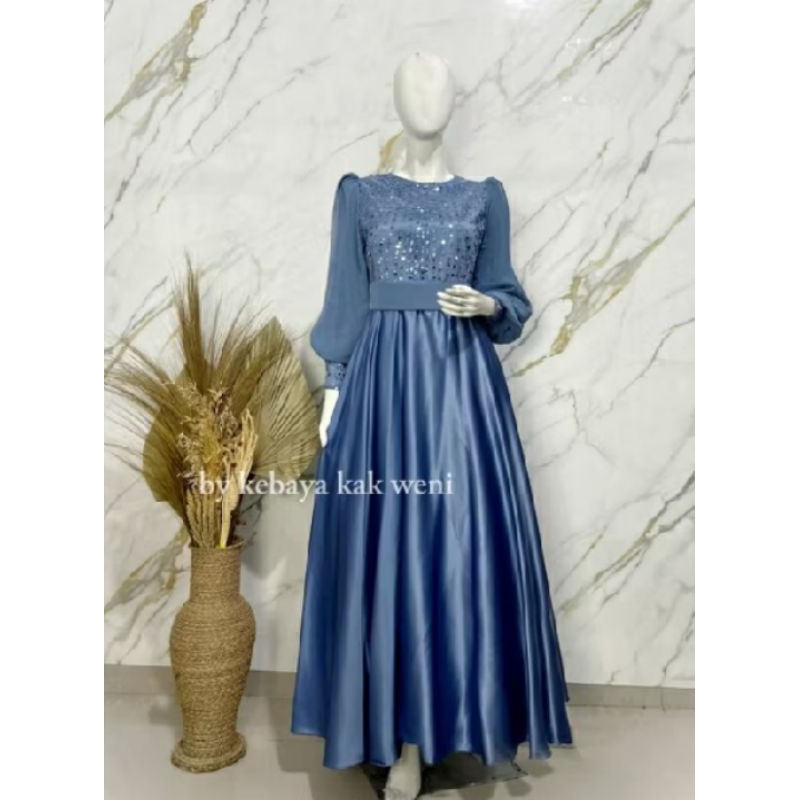 Kebaya Kak Weni Gaun Biru