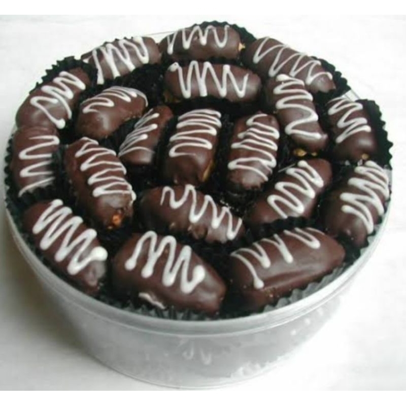 

Kurma Coklat Mede Toples uk 250gr