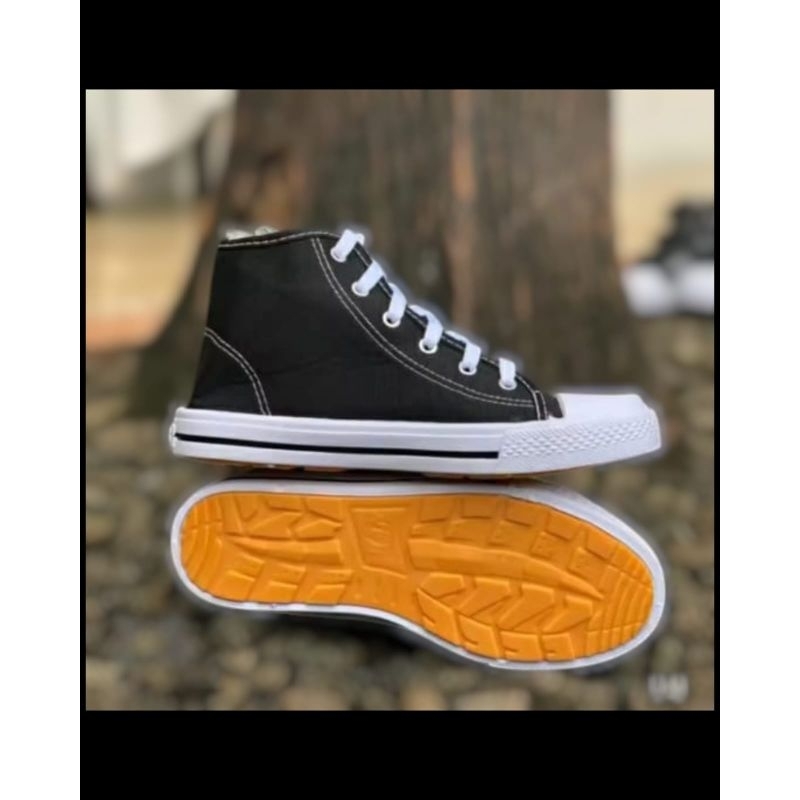 Sepatu Pria Wanita Terbaru Sneaker Keren Buat Anak Sekolah TK.SD.SMP