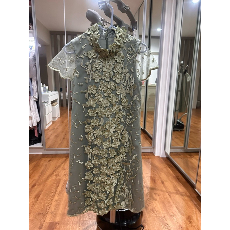 batik nonik green dress