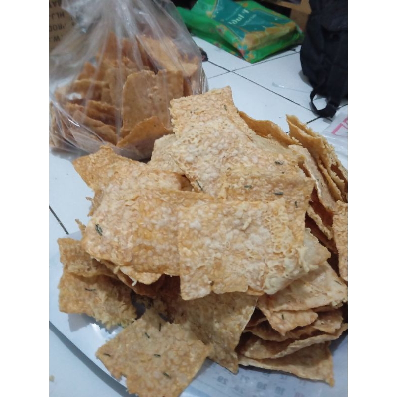 

KERIPIK TEMPE KRIPIK