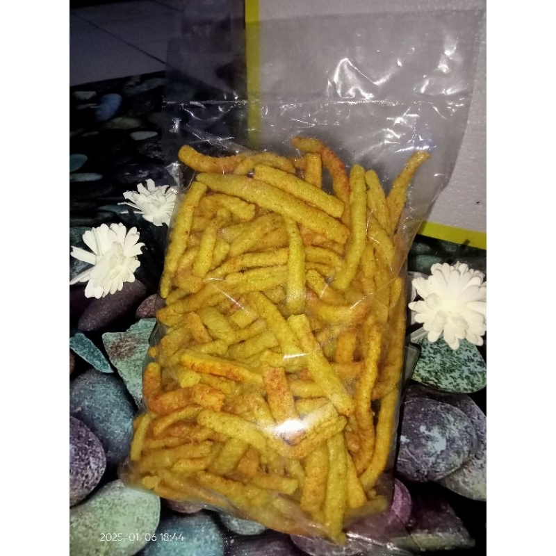

Kerupuk mie