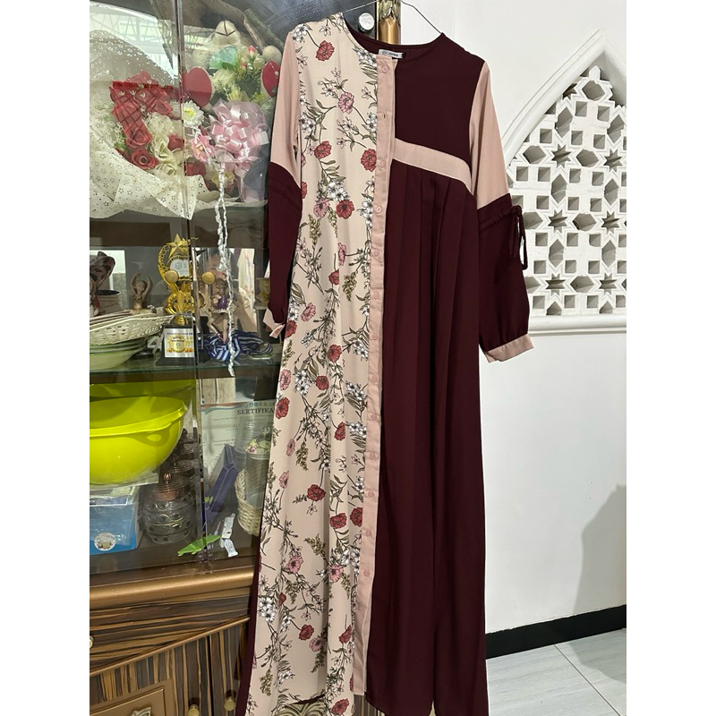 Preloved Dress Brand Javina