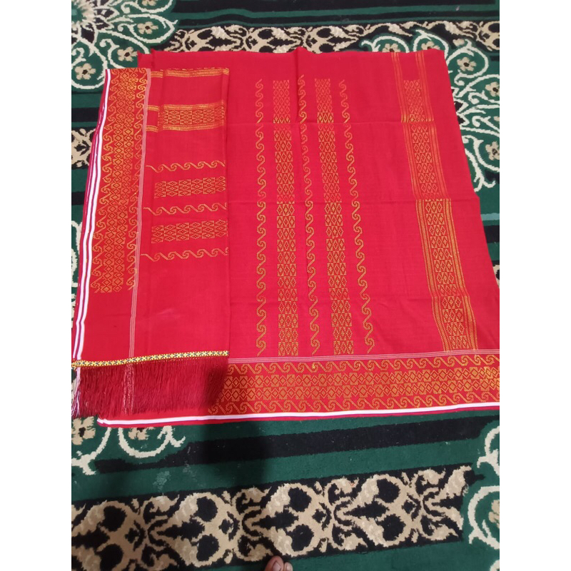 uis karo keret katadu tenun karo sutra