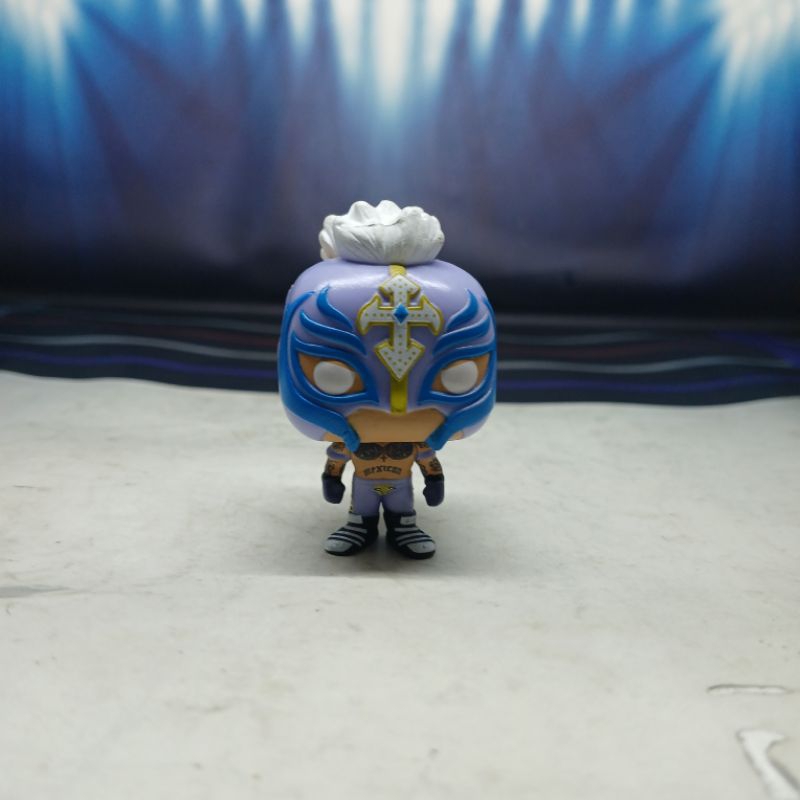 WWE MINI FUNKO REY MYSTERIO