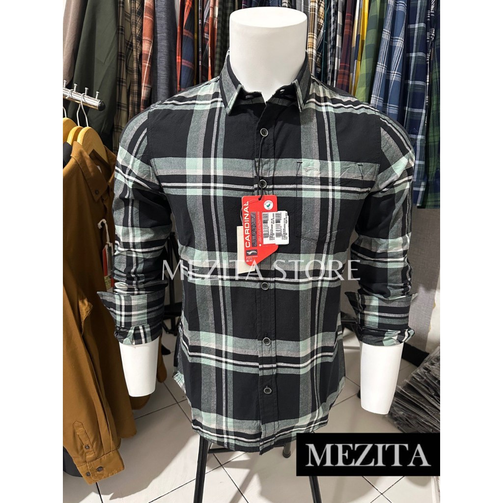 Kemeja Cardinal J2569 Hitam