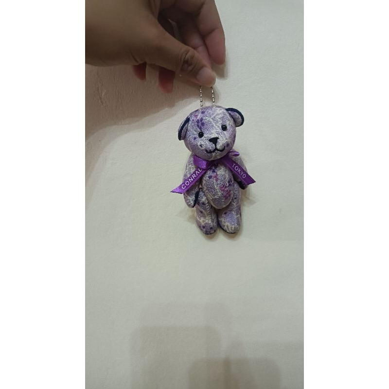 Gantungan Kunci / Ganci / Gantungan Tas Teddy Putar Ungu Conrad Tokyo