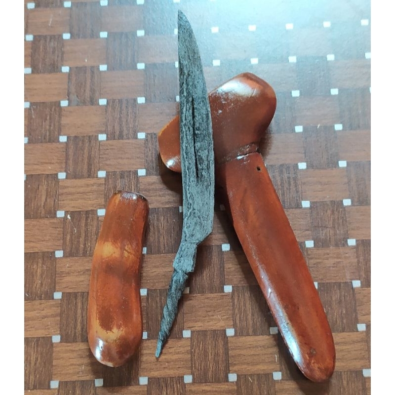 Lading Raut Pangot Pamengkang Jagad Jung Gunung Kabudhan