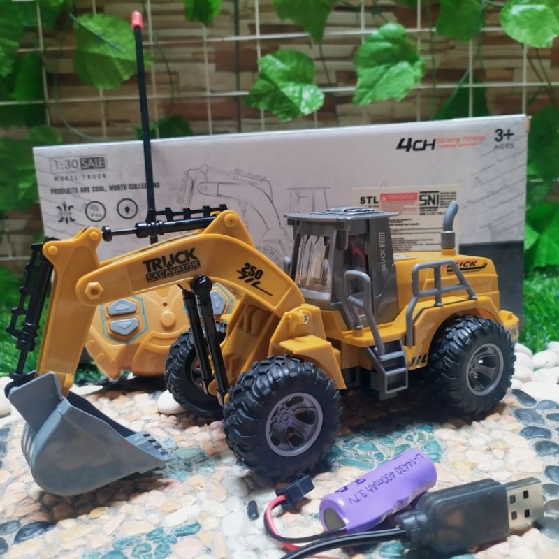 Mainan mobil remot kontrol Beko excavator batre cas anak