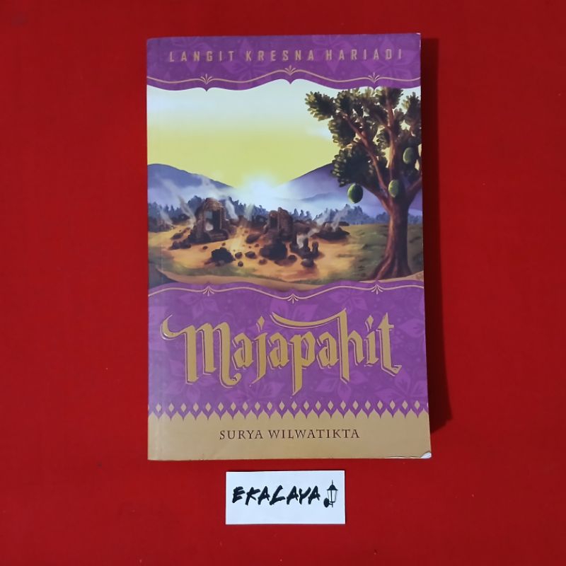 Buku Novel MAJAPAHIT (Surya Wilwatikta) - Langit Kresna Hariadi