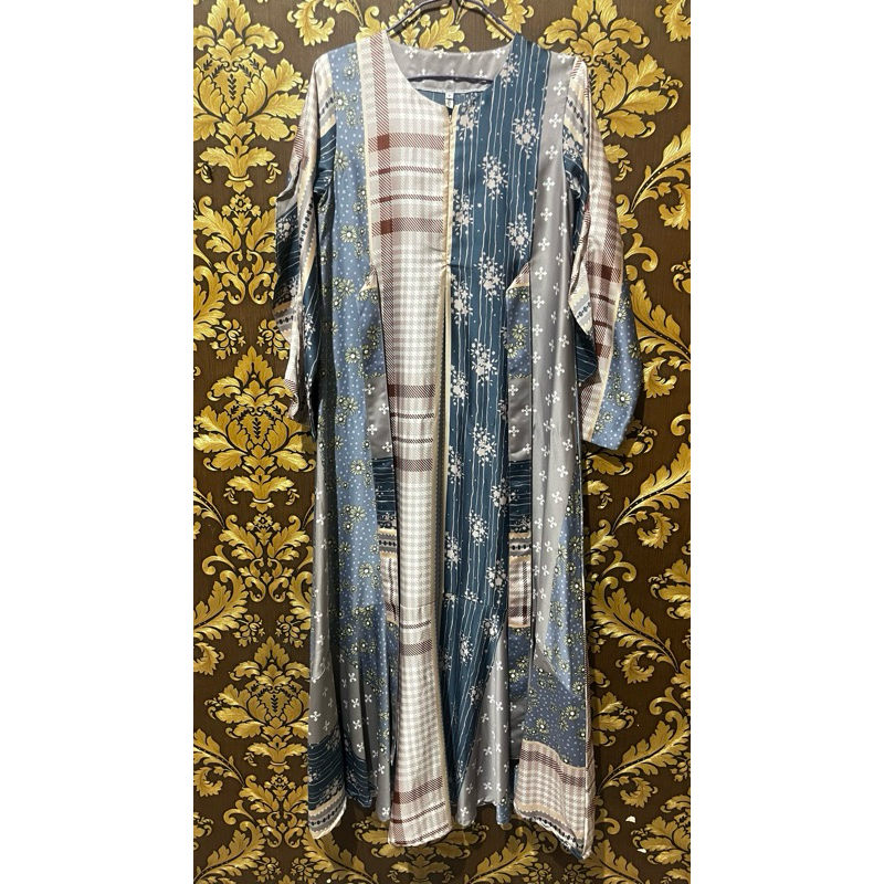 Preloved Dress Vanilla Hijab