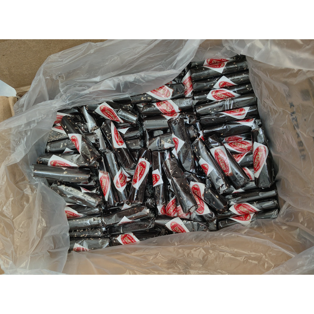 

DODOL KETAN HITAM WIJEN/DODOL HITAM WIJEN 500G/250G