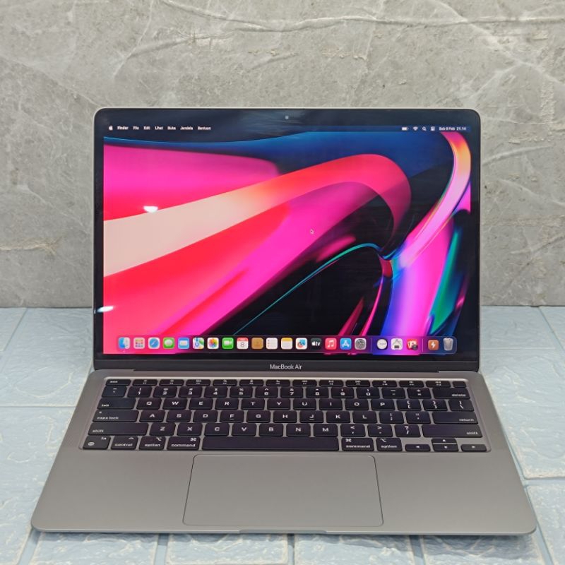 MACBOOK AIR 2020 CHIP APPLE M1  RAM 8 GB SSD 256 GB 