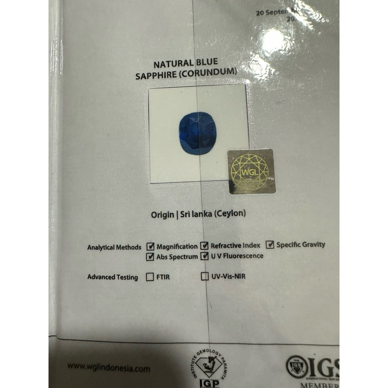 Natural Royal Blue Sapphire ( Srilanka Royal Blue , Com H )