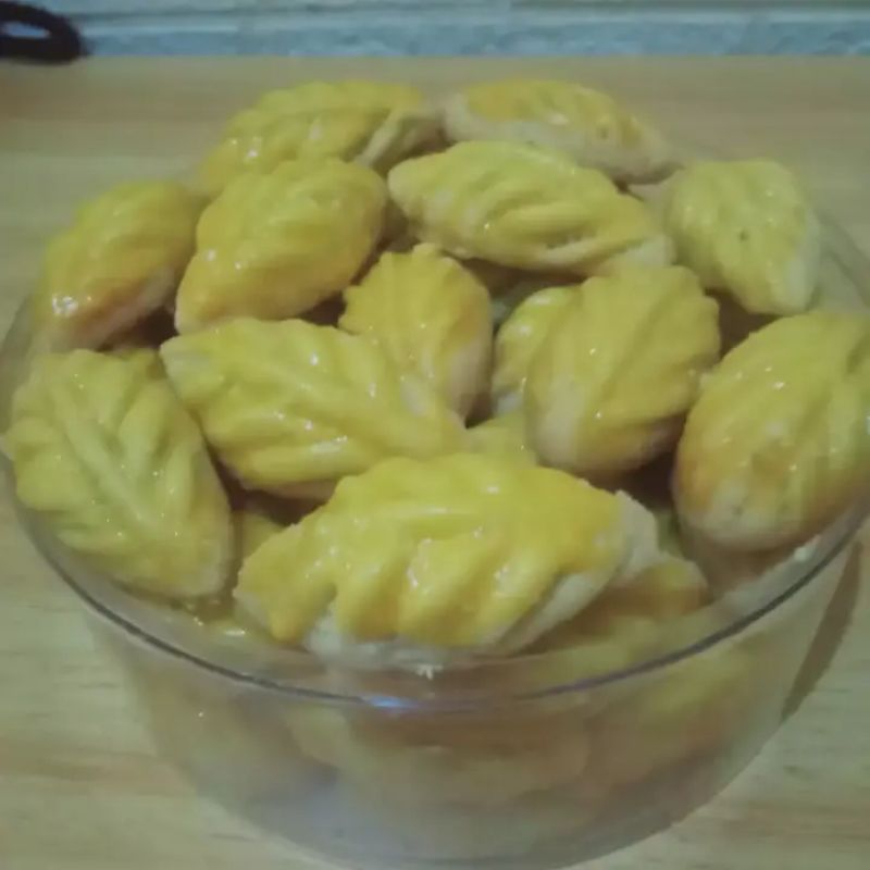 

nastar daun
