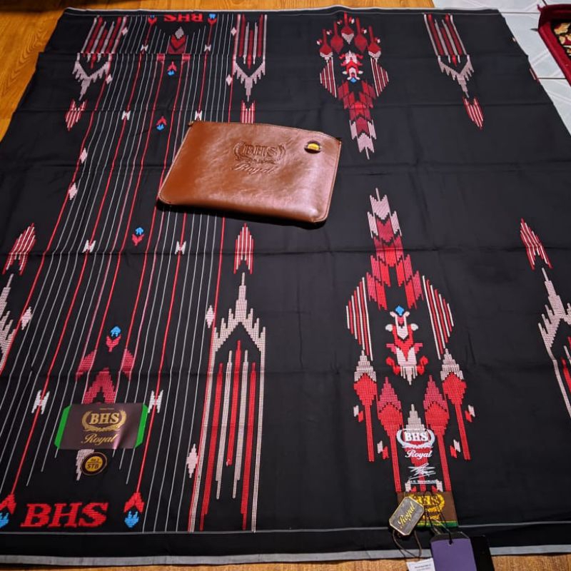 Sarung BHS Royal motif STB