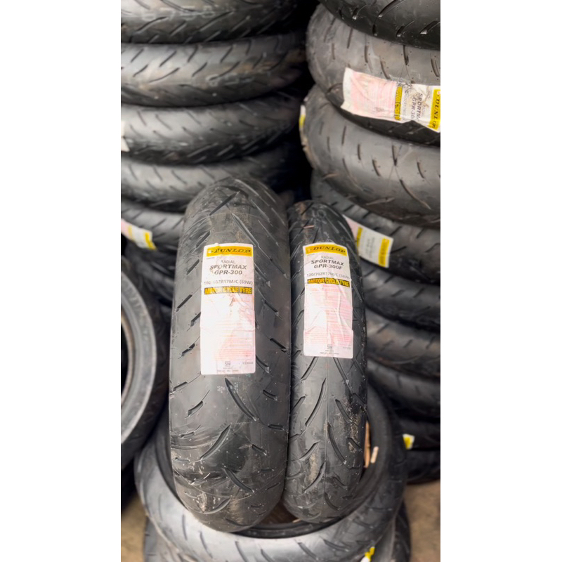 prmo!!! Dunlop sportmax gpr 300 160/60 dan 120/70-17o
