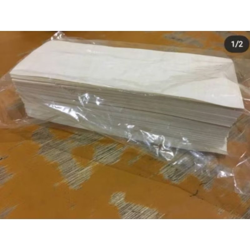 

Kulit Samosa Ukuran 8x28 cm 1 kg Isi 60 Lembar