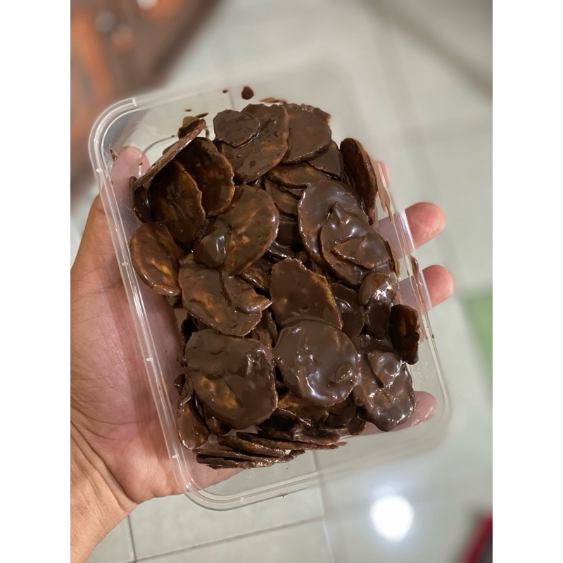 

Kriuk Nyoy Keripik Pisang Lumer Cokelat