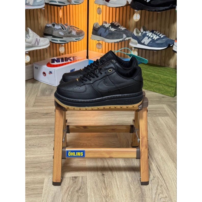 Nike Air Force 1 Luxe Black Gum